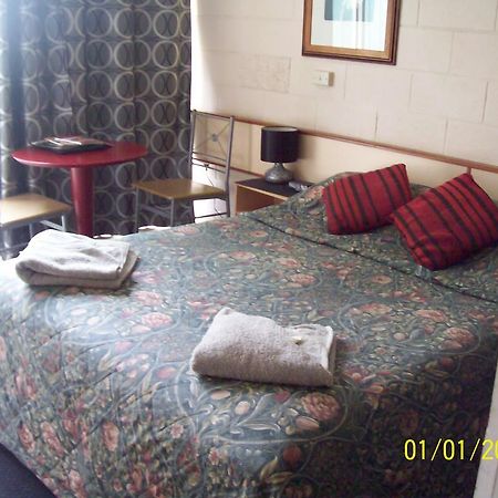 Copper Lantern Motel Mornington Peninsula ภายนอก รูปภาพ