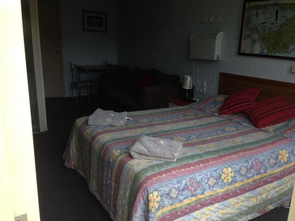Copper Lantern Motel Mornington Peninsula ภายนอก รูปภาพ
